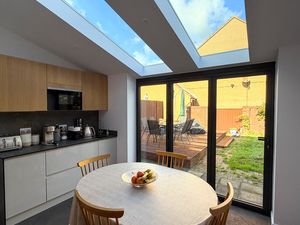Kitchen-diner- click for photo gallery